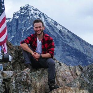 Meet your Posher, Eric